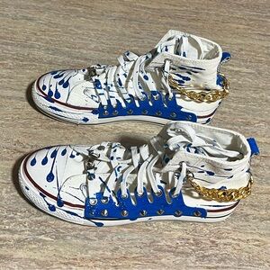 NWOB Ideal Shoes high top sneakers withchain link, gold studs and paint design